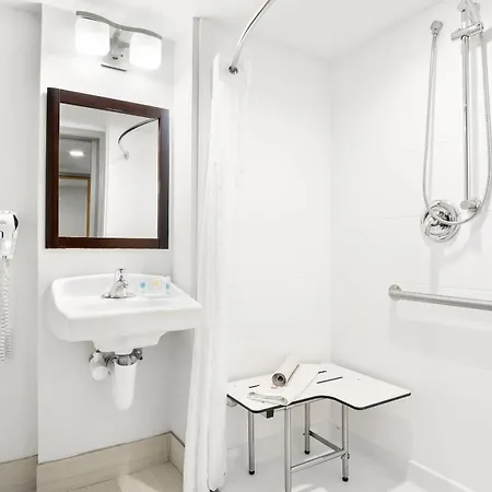 Comfort Inn Gold Coast-3