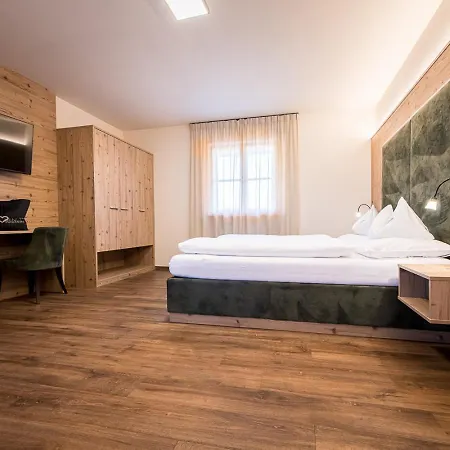 Hotel Waldheim-2
