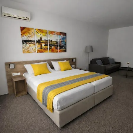 Hotel Kapitol-3