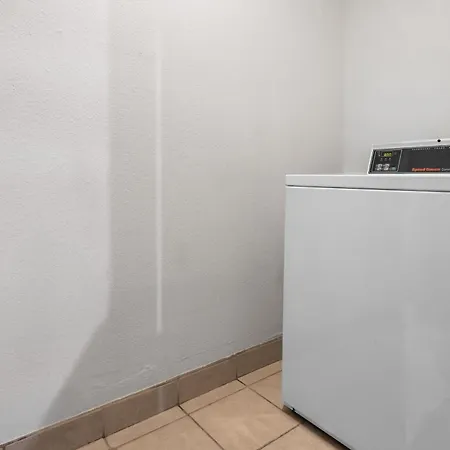 Ramada Suites By Wyndham San Diego Hotel Circle Area-2