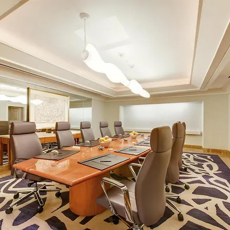 Hilton Los Angeles Airport-3