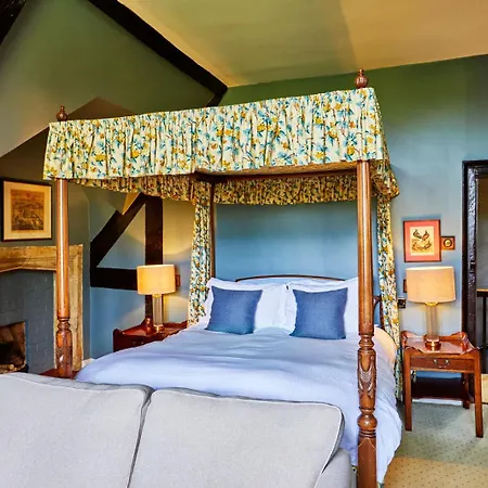 Ockenden Manor Hotel & Spa-2