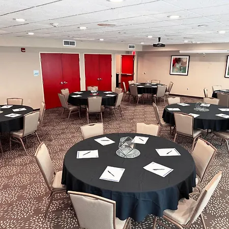 Holiday Inn Express & Suites - Olathe North By Ihg-2