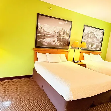 Super 8 By Wyndham Wheatland Wyoming-2