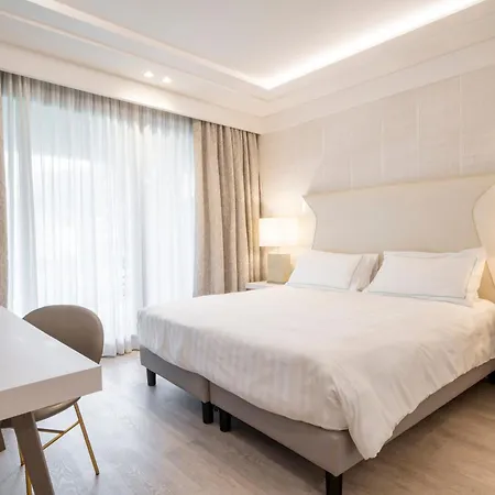 Splendido Bay Luxury Spa Resort-3