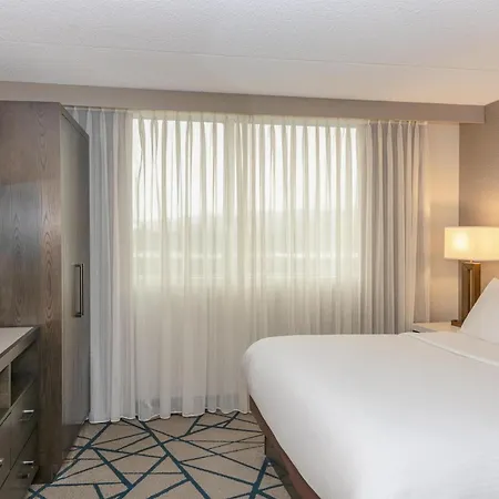 Embassy Suites By Hilton Seattle Bellevue-2