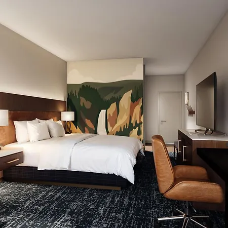 Gray Wolf Inn & Suites-2
