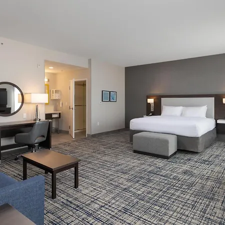 Hampton Inn & Suites Manteca-2