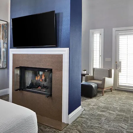 Springhill Suites Memphis Downtown-2
