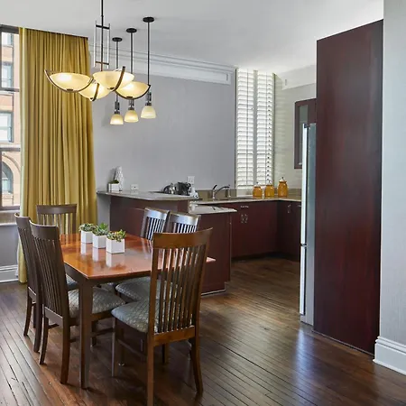 Springhill Suites Memphis Downtown-3