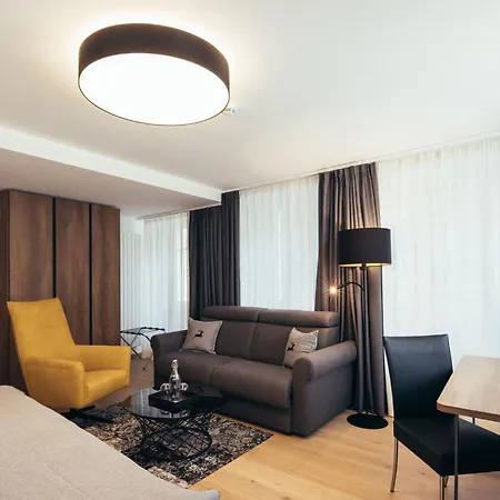 Hotel Goldene Rose-3