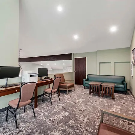 Best Western Plus Eagle Vail Airport-3