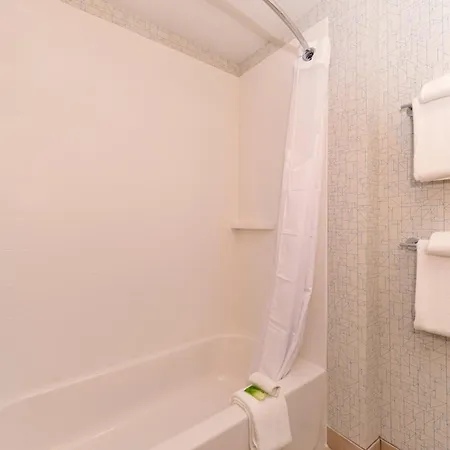 Holiday Inn Express & Suites Trinity By Ihg-2