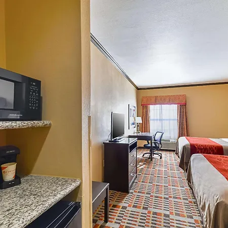 Quality Inn & Suites Lubbock South-3