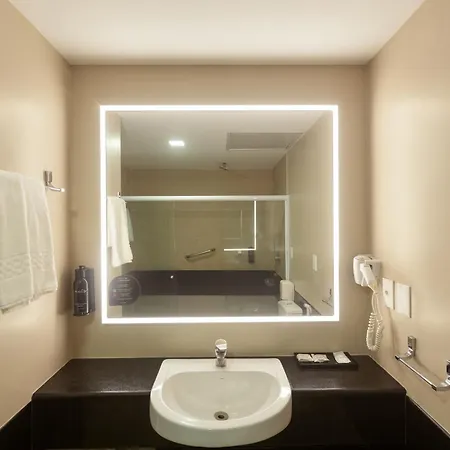 Ritz Lagoa Da Anta Hotel & Spa-2