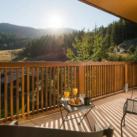 Legends Whistler, By Lodging Ovations-2