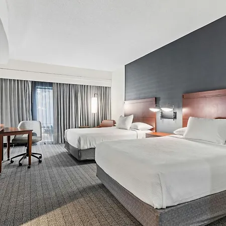Courtyard By Marriott Clarksville-2