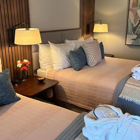 Discovery Inn-3