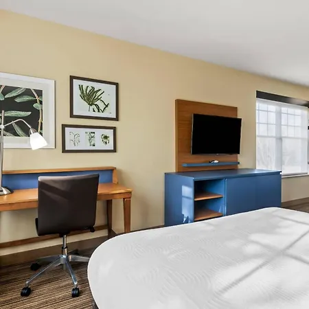 Country Inn & Suites By Radisson, Red Wing, Mn-3