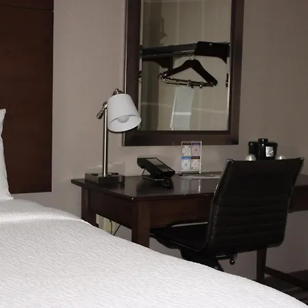 Colonial Hotel-3