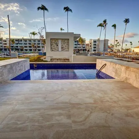 Royalton Bavaro, An Autograph Collection All-Inclusive Resort & Casino-2