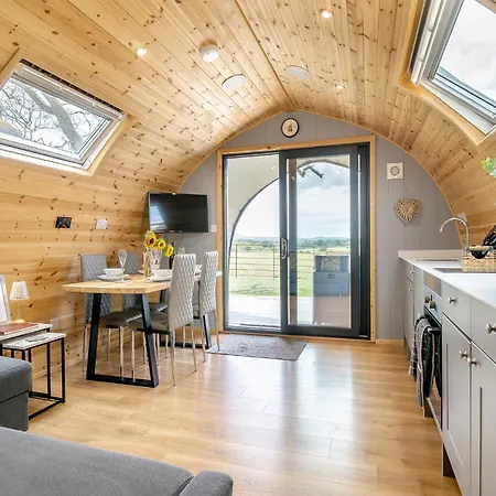 Firtree Farm Lodges-2