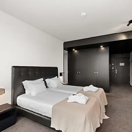 Axis Viana Business & Spa Hotel-2