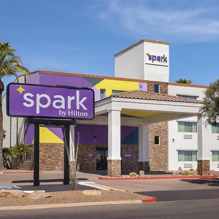 Spark By Hilton Tucson Reid Park-3