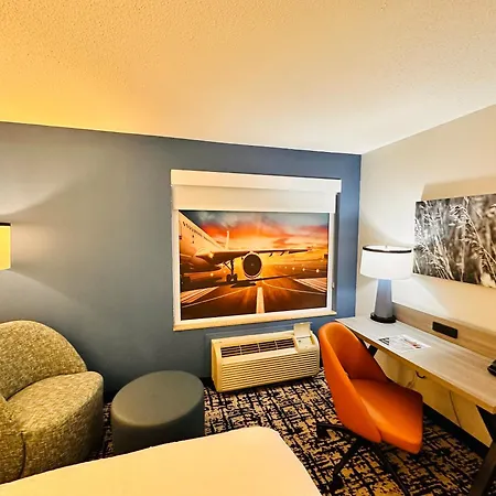 Best Western Plus Omaha Airport Inn-2