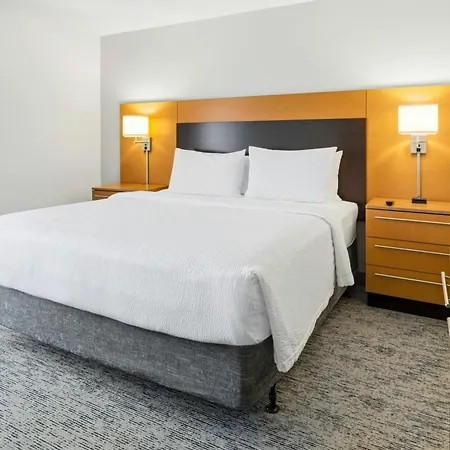 Towneplace Suites Farmington-3
