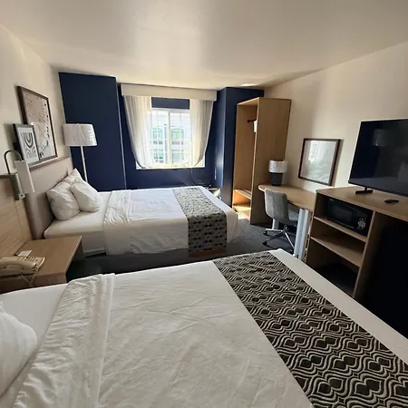 Microtel Inn And Suites Appleton-3