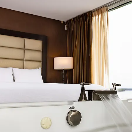 Seneca Niagara Resort & Casino (Adults Only)-2