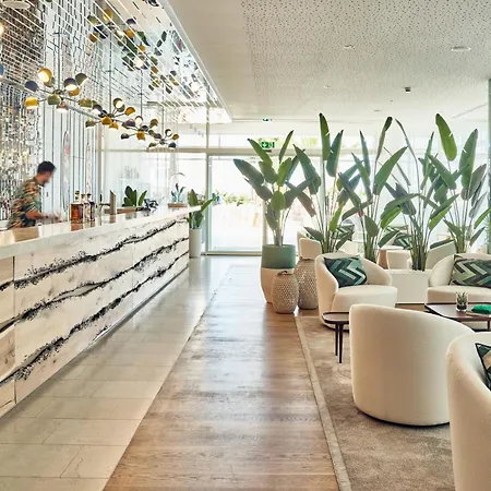 Falkensteiner Hotel & Spa Jesolo-3