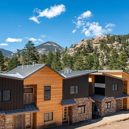 The Inn On Fall River & Fall River Cabins-2