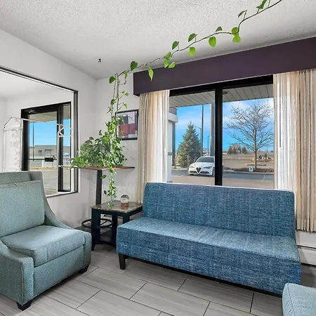 Days Inn By Wyndham Fond Du Lac-3