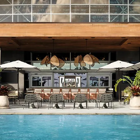 Signia By Hilton Diplomat Beach Resort-2