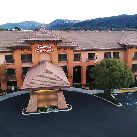 Hampton Inn & Suites Temecula-3