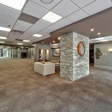 Doubletree By Hilton Bloomington-2