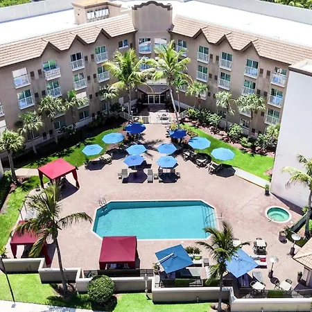 Holiday Inn Express & Suites Naples Downtown - 5Th Avenue By Ihg-3