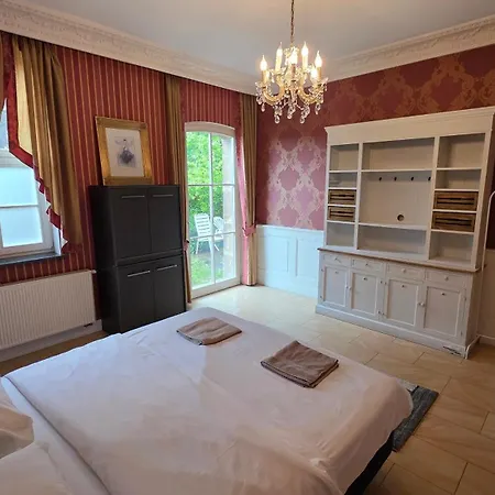Schloss Burgscheidungen Gästehaus-3