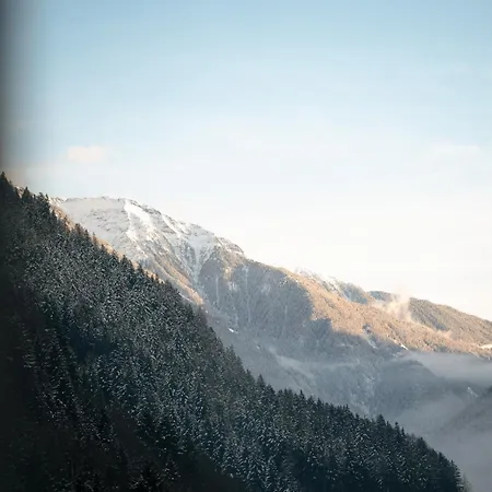 Hotel Fronza - Your Hike & Mountain Home-3