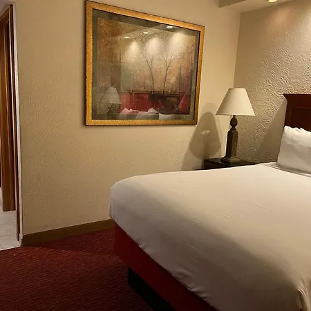 Slopeside Hotel, A Vail Resorts Property-2