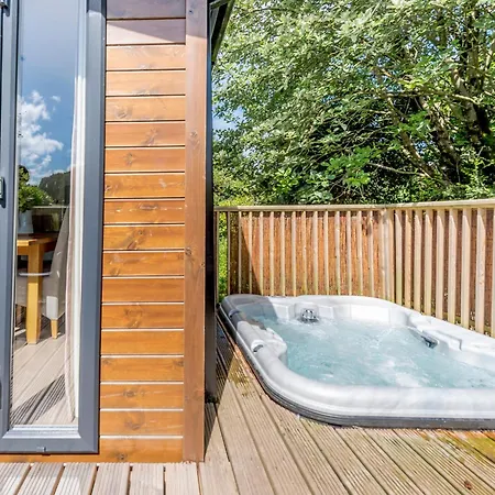 Herons Brook Retreat Lodges-2