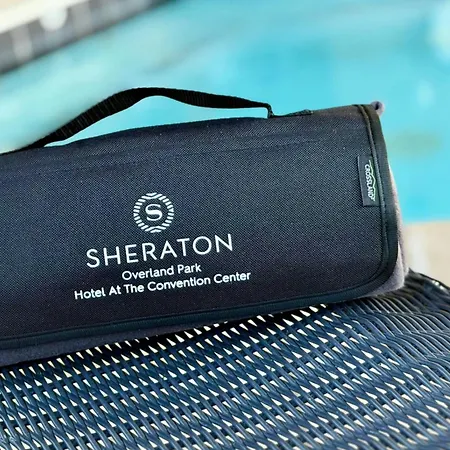 Sheraton Overland Park Hotel At The Convention Center-3