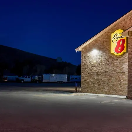 Super 8 By Wyndham Montpelier - Bear Lake-2