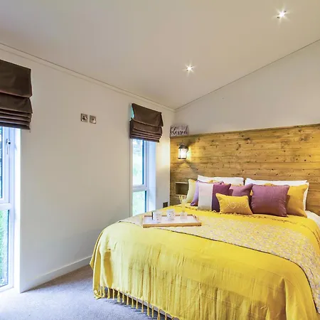 Caddys Corner Lodges-2