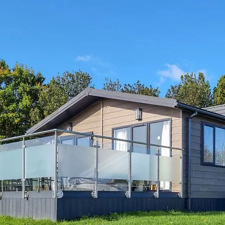 Woodlands Park Lodges At Haystax-3
