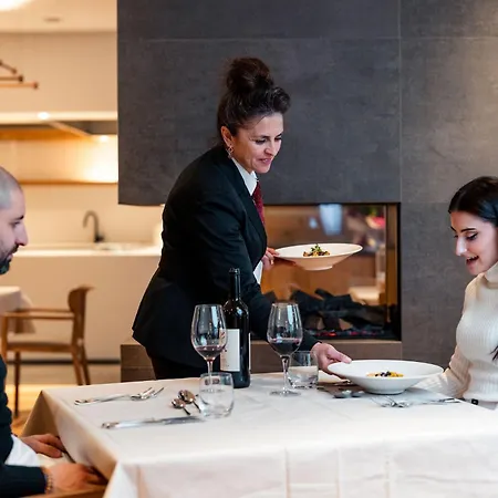 Alpholiday Dolomiti Wellness & Family Hotel-2