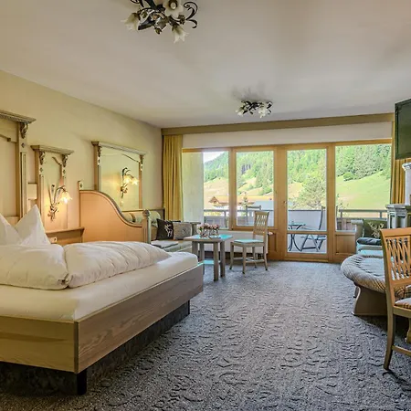 Hotel Alpina Wellness&Spa Resort-3