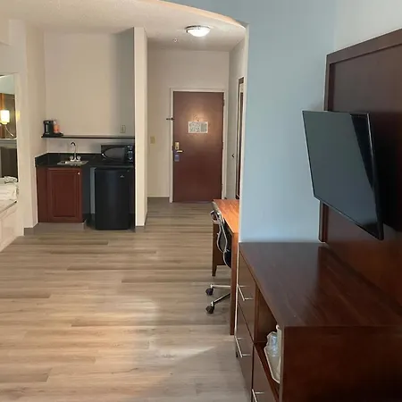 Comfort Suites Salisbury I-85-2